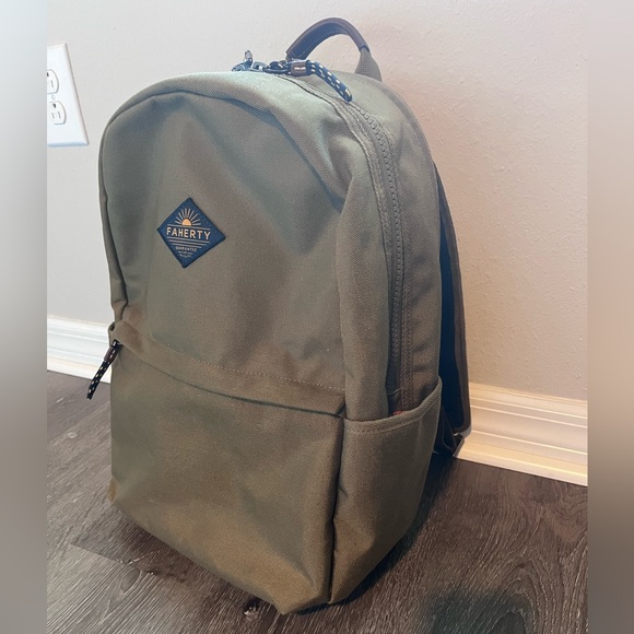 Faherty backpack - Picture 3 of 7